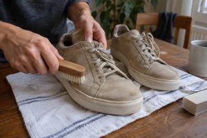 laver des chaussures en daim